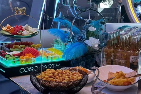 日喀则豪华KTV招聘服务员，特知名急需靓丽外表加倍待遇​