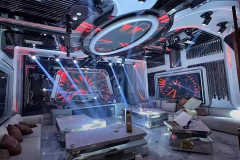 日喀则市中心好的KTV招聘，名气大的娱乐场所赚钱快，高收入优